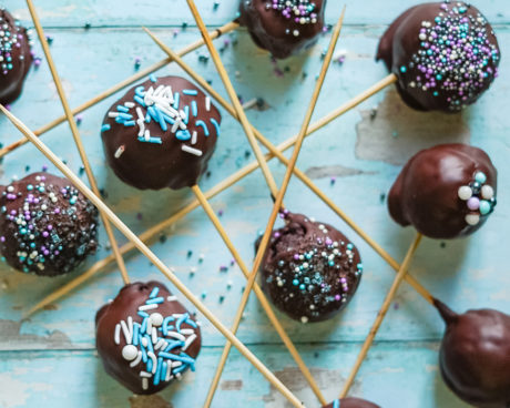 chocolate cake pops