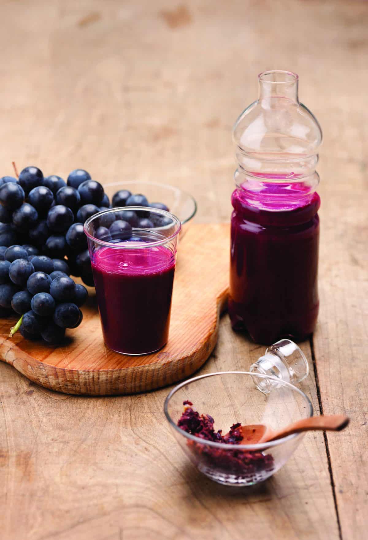 blueberry pear grape smoothie