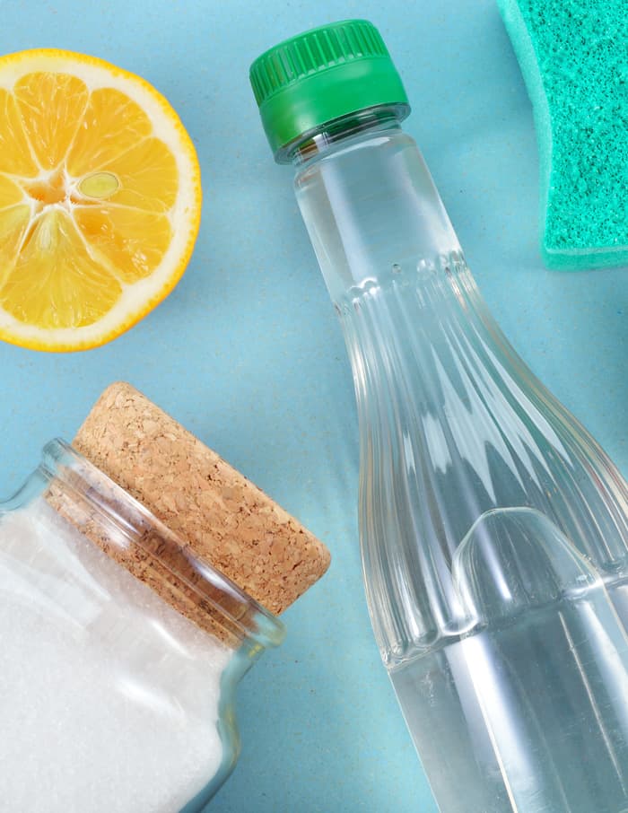 DIY cleaning products zero waste lifestyle