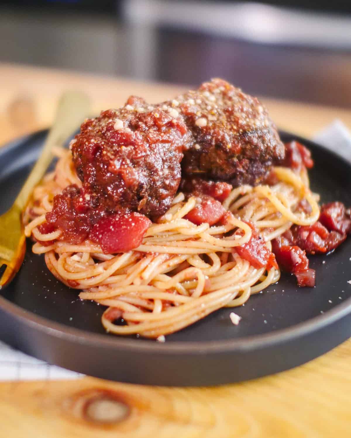 THE MEATIEST VEGAN MEATBALLS GAZ OAKLEY