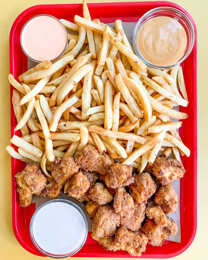 Vegan Chicken Nuggets with Dipping Sauce