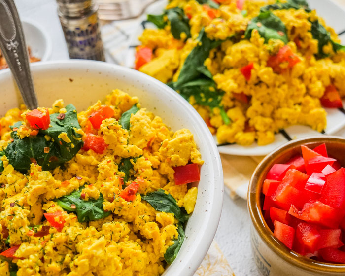 Vegan scrambled eggs recipe