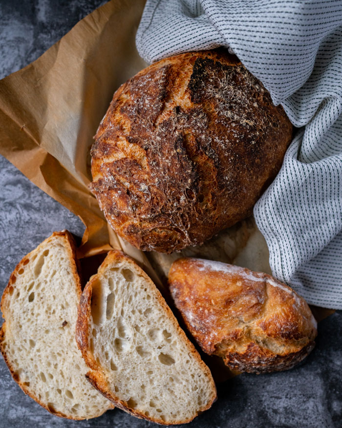 Easy Vegan No Knead Bread