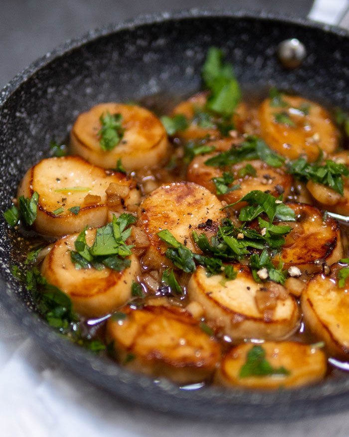 Vegan Scallops & Garlic Butter Sauce - The Edgy Veg