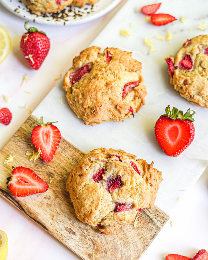 Vegan Strawberry lemon Cookies