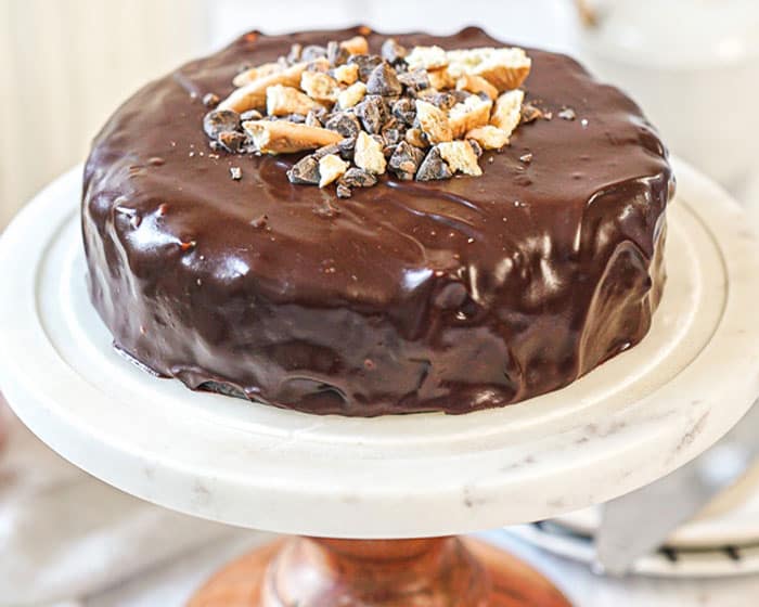 No-Bake Chocolate Cake