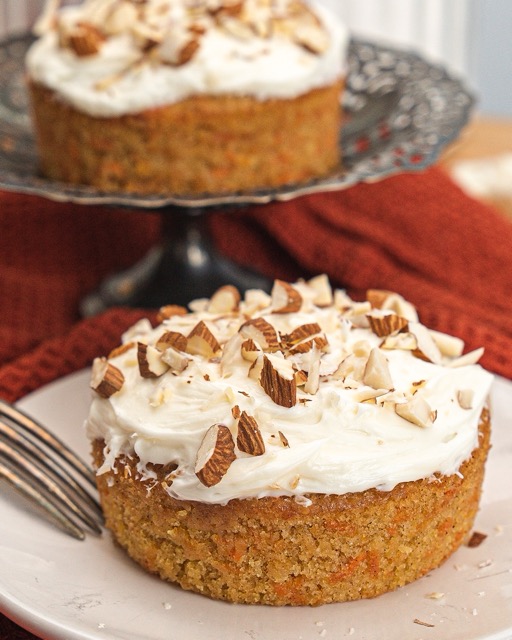 Easy Vegan Carrot Cake Recipe for One! The Edgy Veg