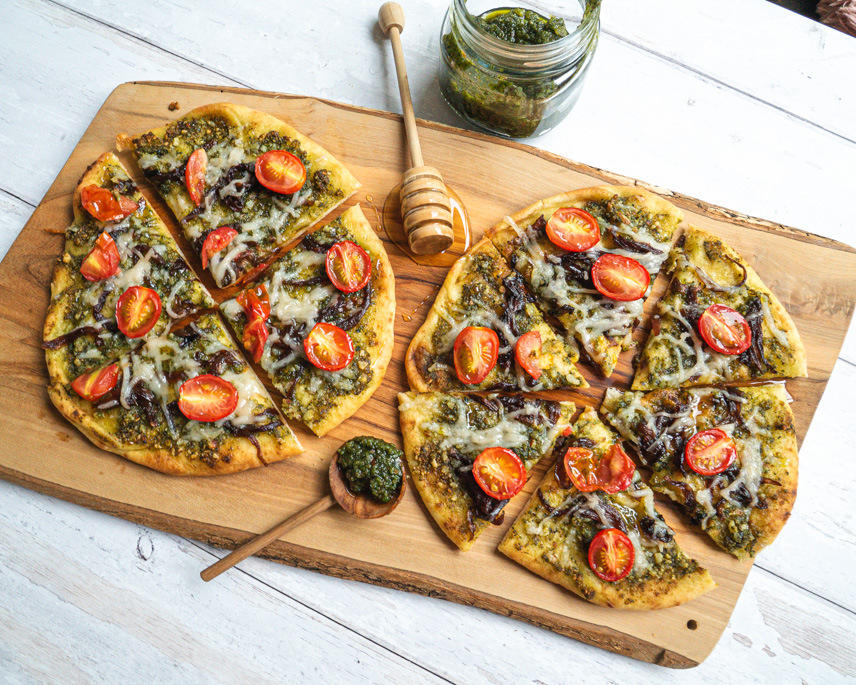 Naan Pesto Pizza Recipe